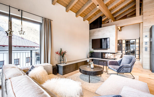 Penthouse - Photo 11