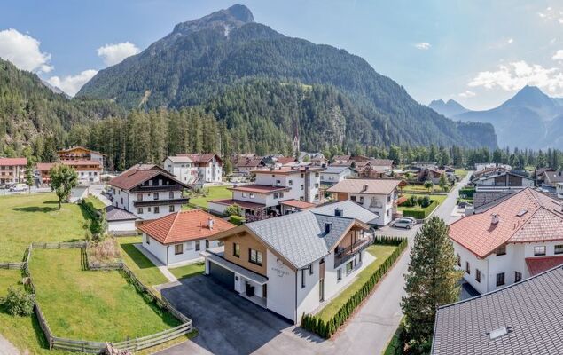 Penthouse - Photo 35